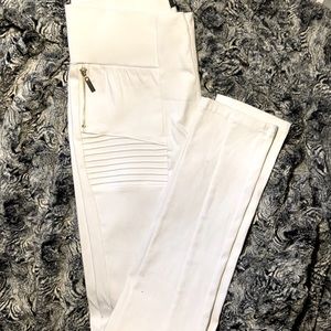 White Highwaisted Jeggings